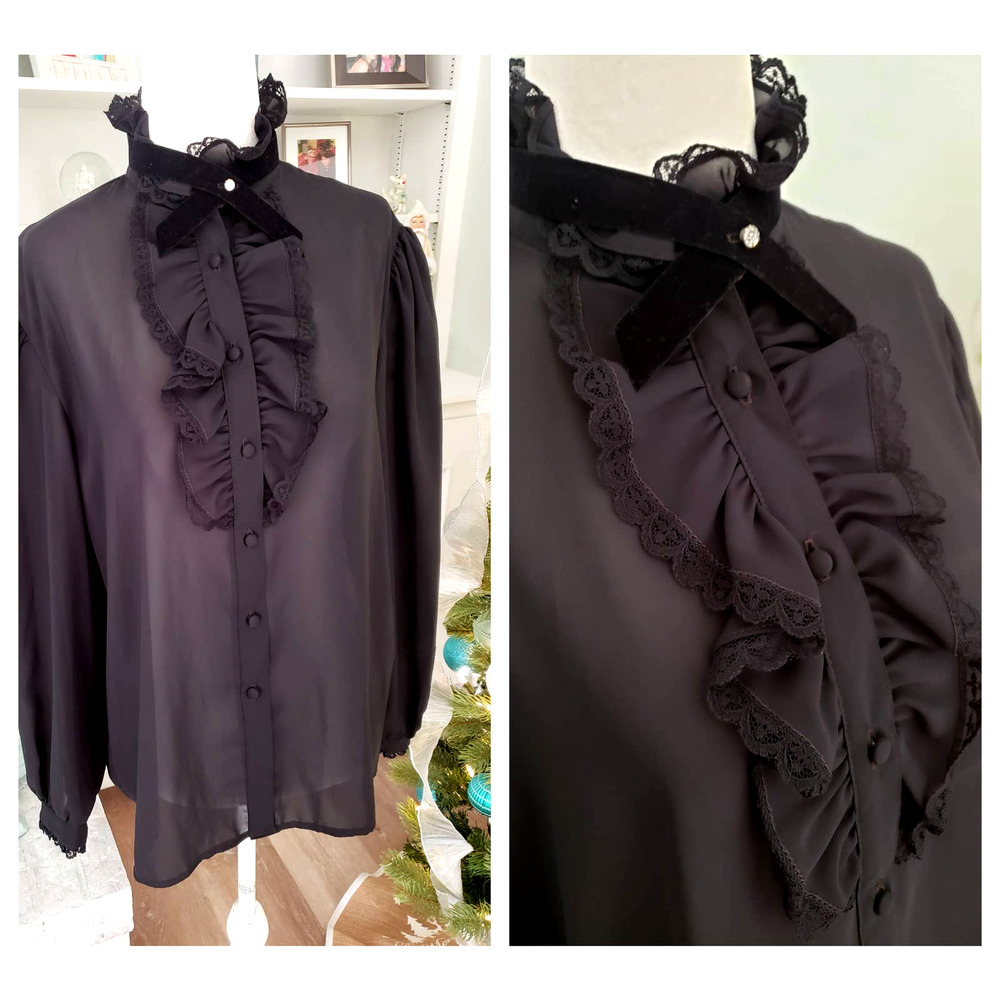 RARE Vintage 1970s black lace detail ruffle blouse